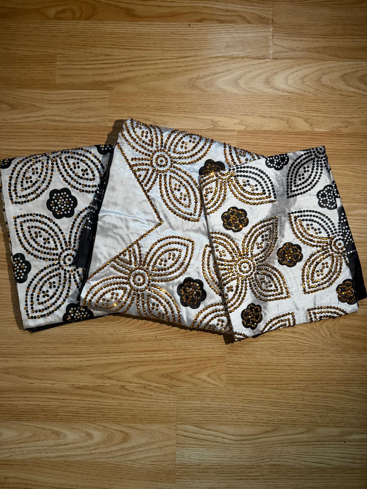 White and Black Shaash Set